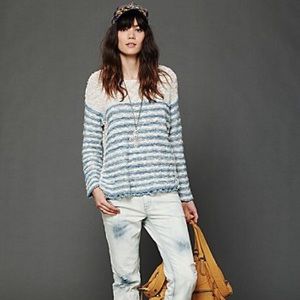 🌸🌺FREE PEOPLE SWEATER🌺🌸